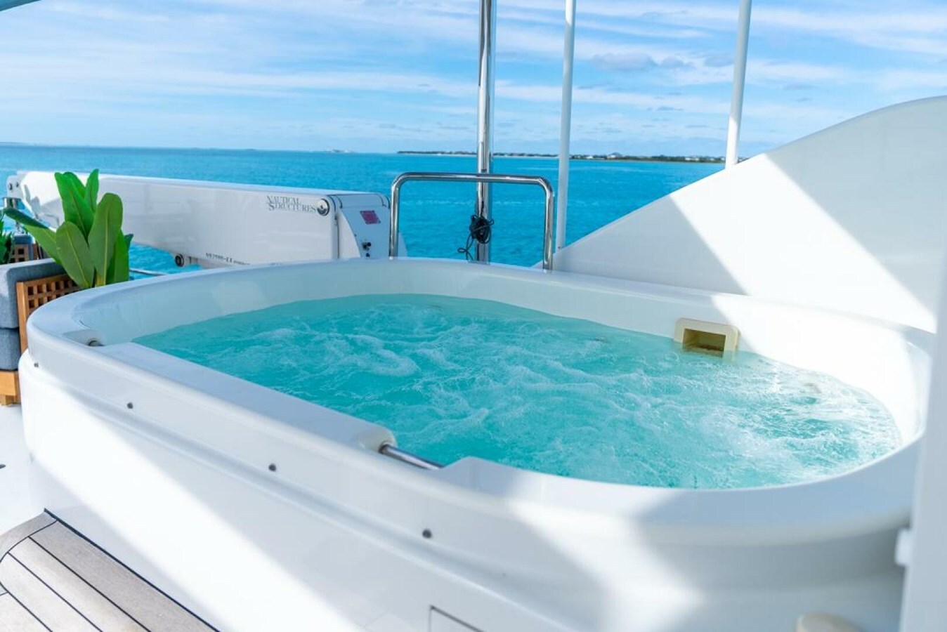 2012-westport-112-1-b8e6dc