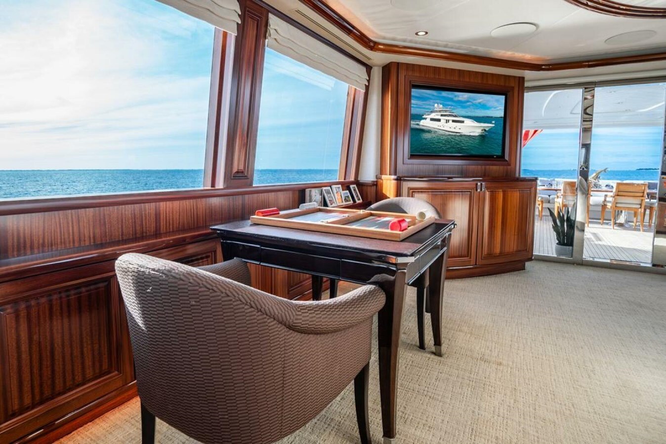 2012-westport-112-1-b8e6dc