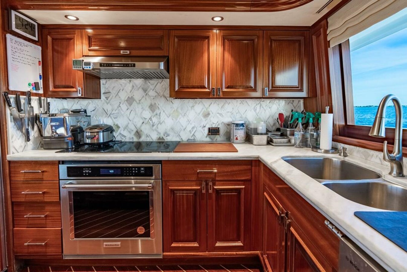 2012-westport-112-1-b8e6dc