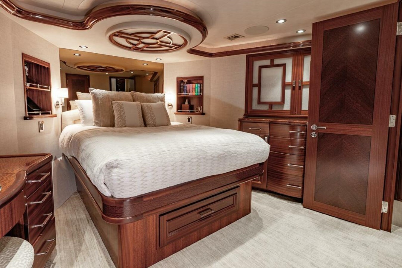 2012-westport-112-1-b8e6dc