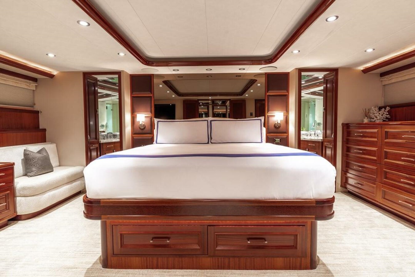 2012-westport-112-1-b8e6dc