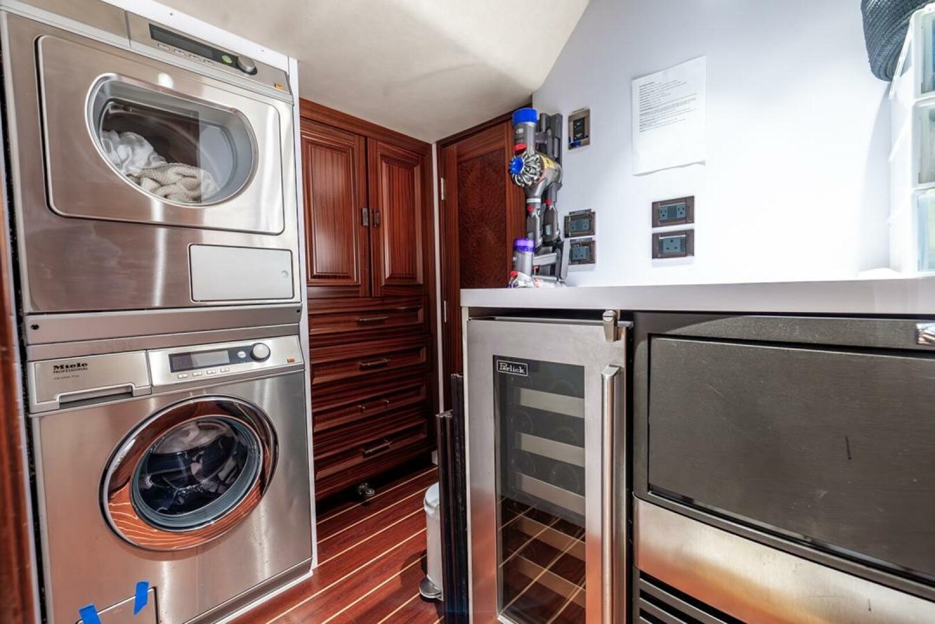 2012-westport-112-1-b8e6dc