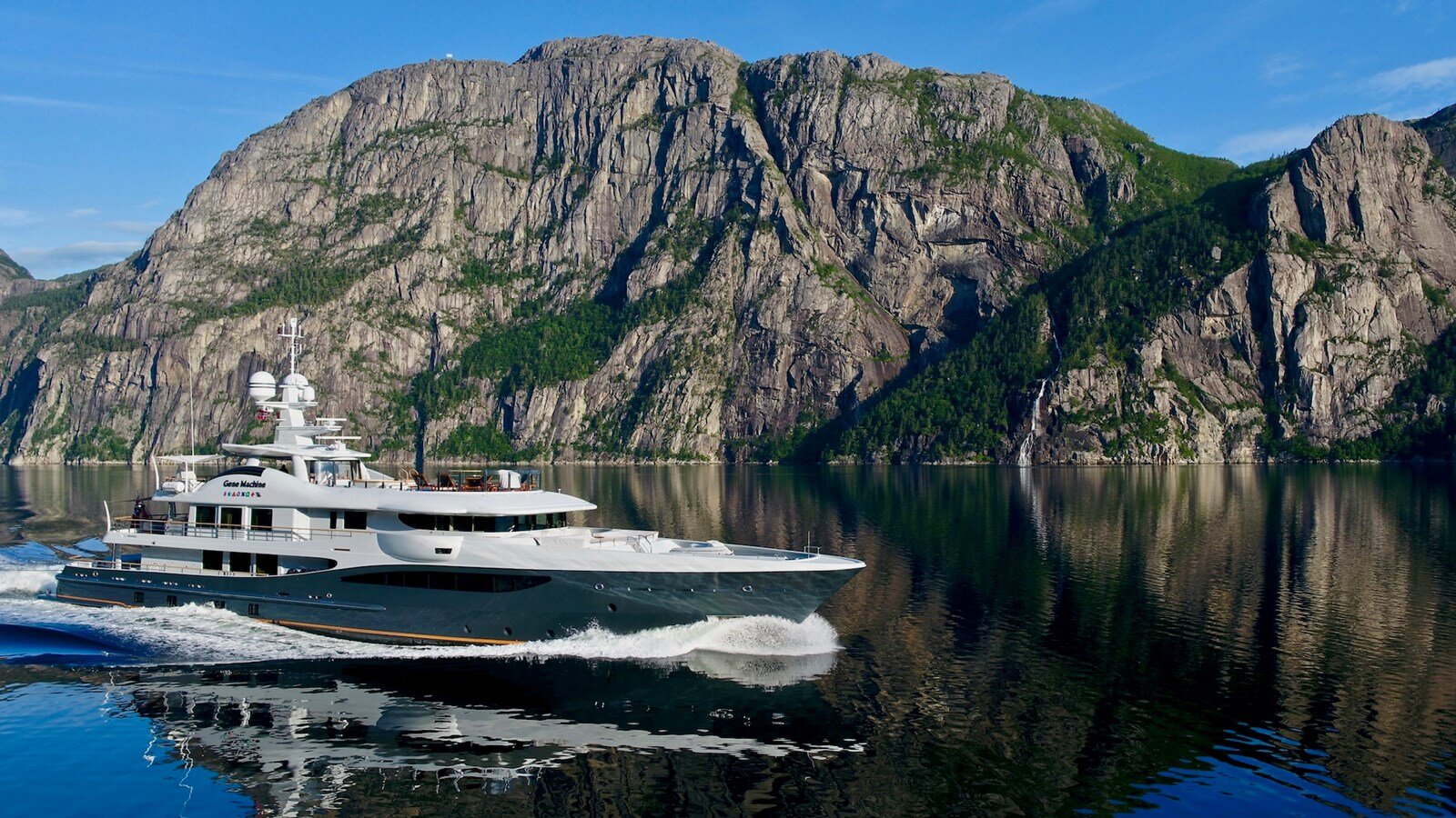 2013-amels-180-6-140e62