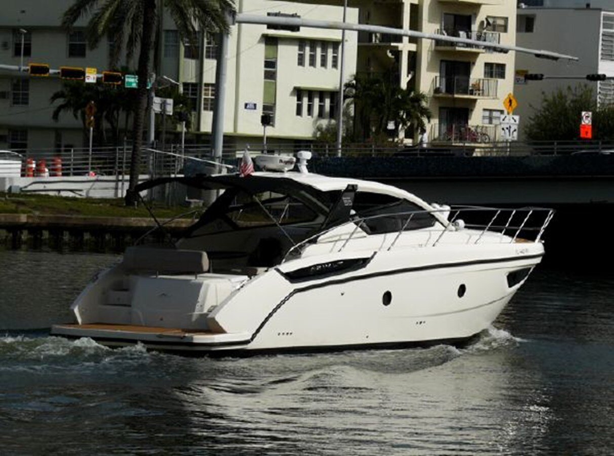 2013-azimut-yachts-38-1-3a90f1