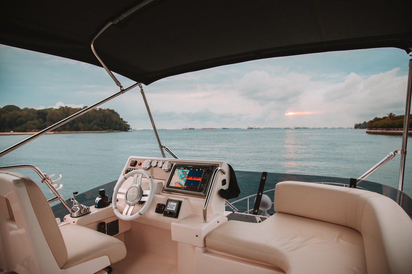 2013-azimut-yachts-40-8-5c3d5b