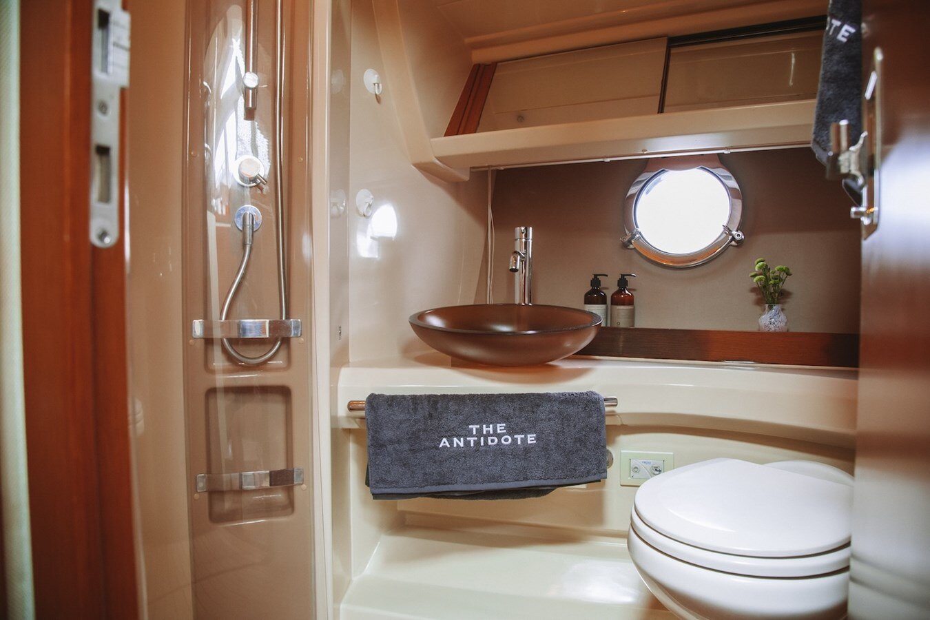 2013-azimut-yachts-40-8-5c3d5b