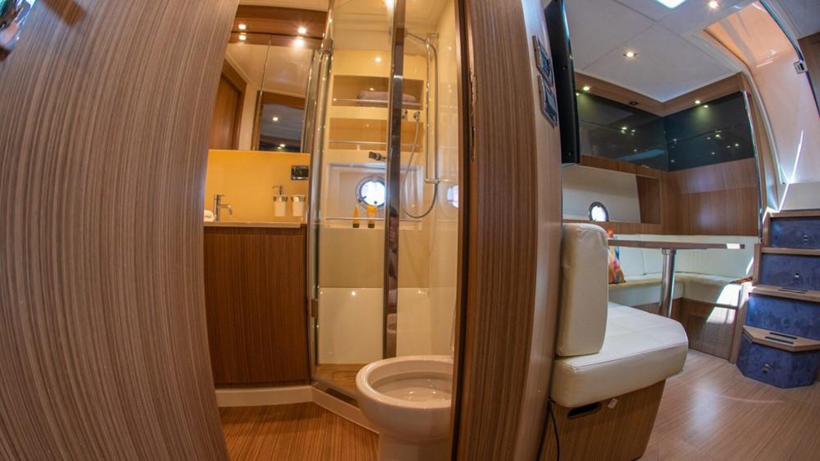 2013-azimut-yachts-52-4-b1a83f