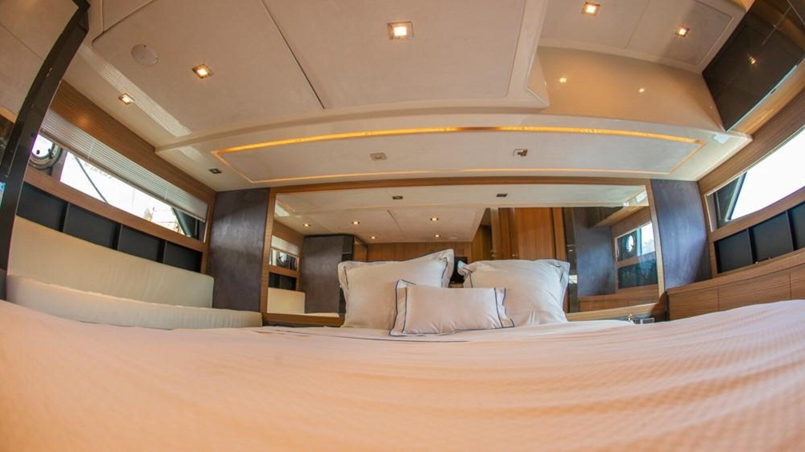 2013-azimut-yachts-52-4-b1a83f