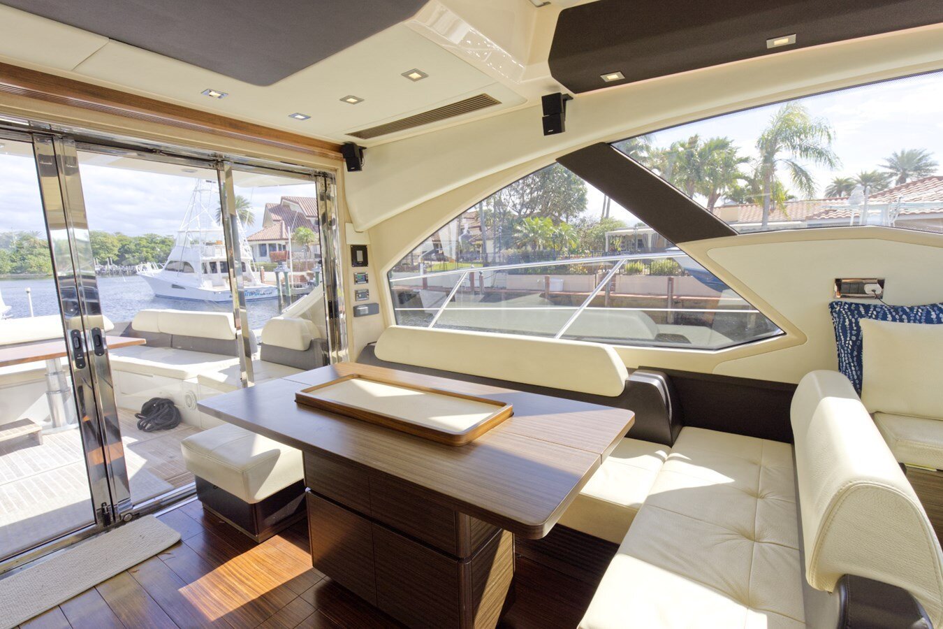 2013-azimut-yachts-55-de6e89