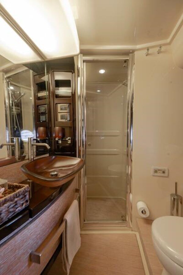 2013-azimut-yachts-64-77370d