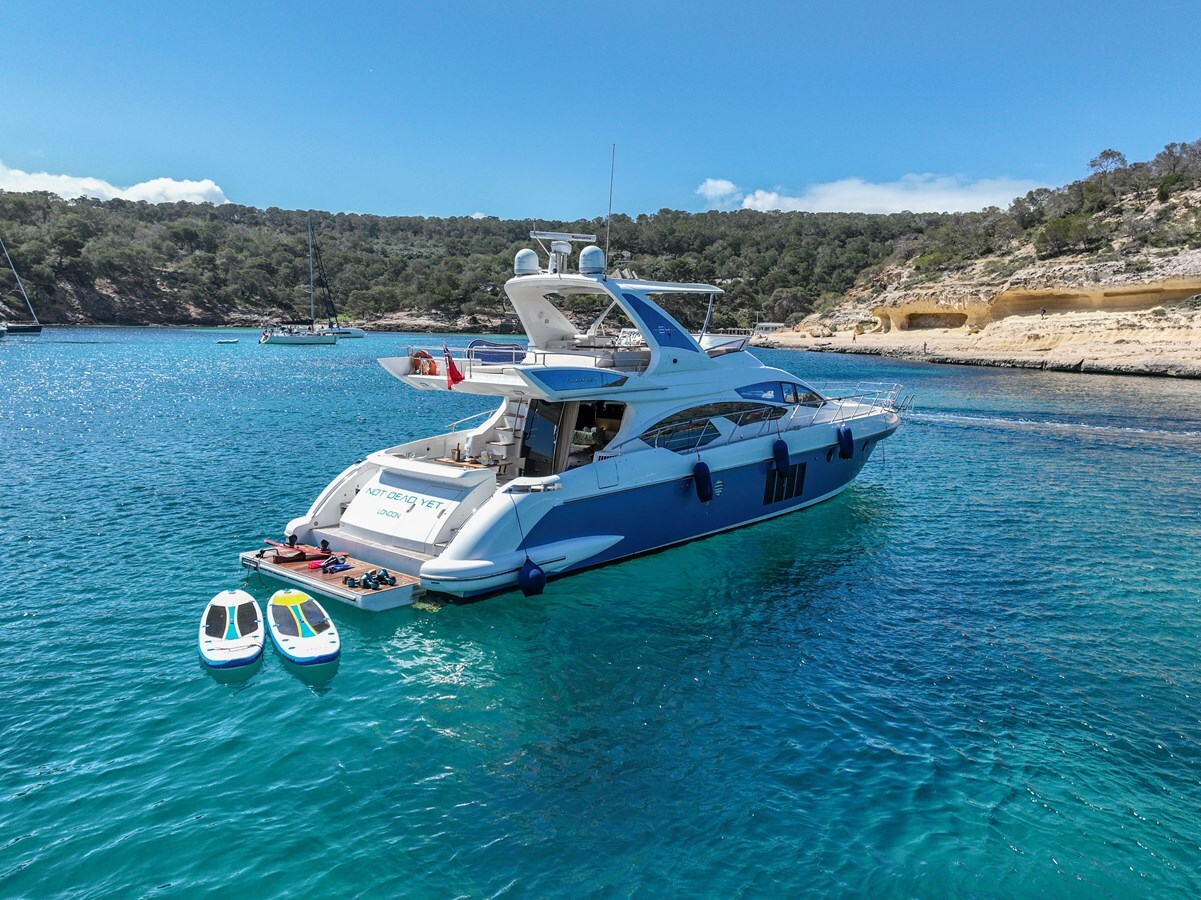 2013-azimut-yachts-66-2-160e08