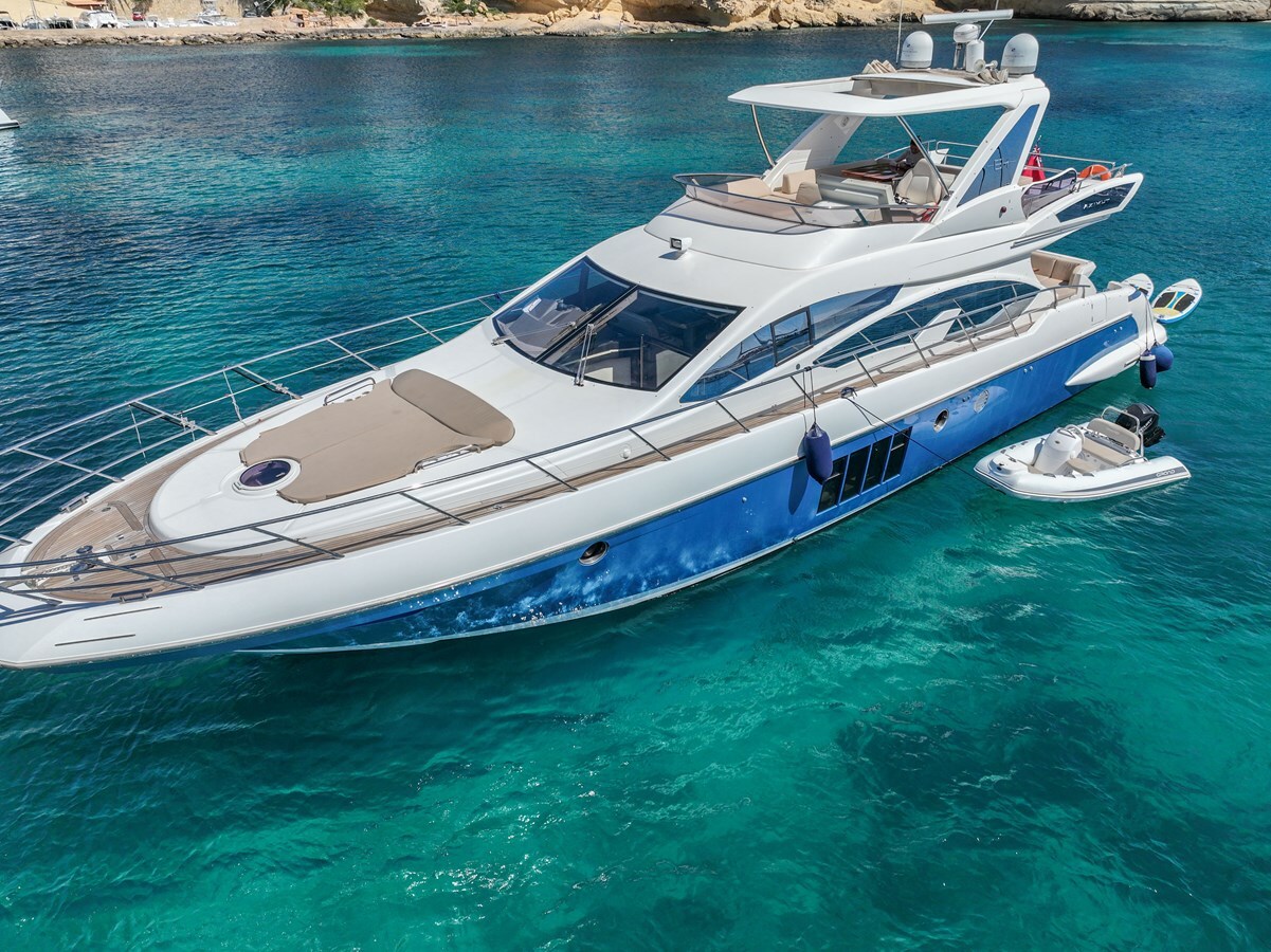 2013 AZIMUT YACHTS 66' 2