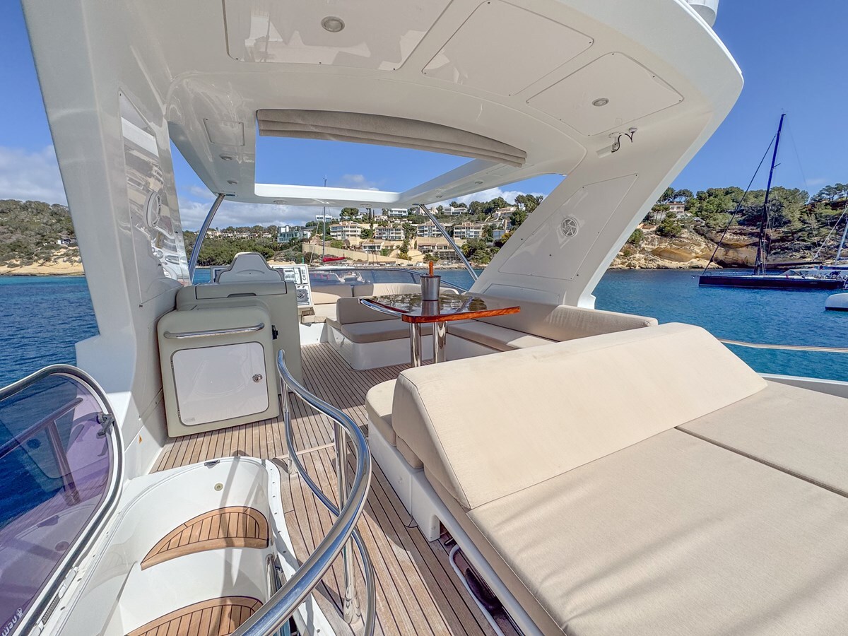 2013 AZIMUT YACHTS 66' 2