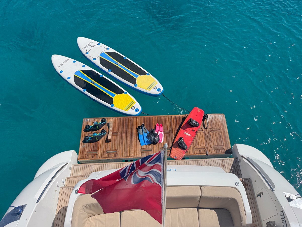 2013 AZIMUT YACHTS 66' 2