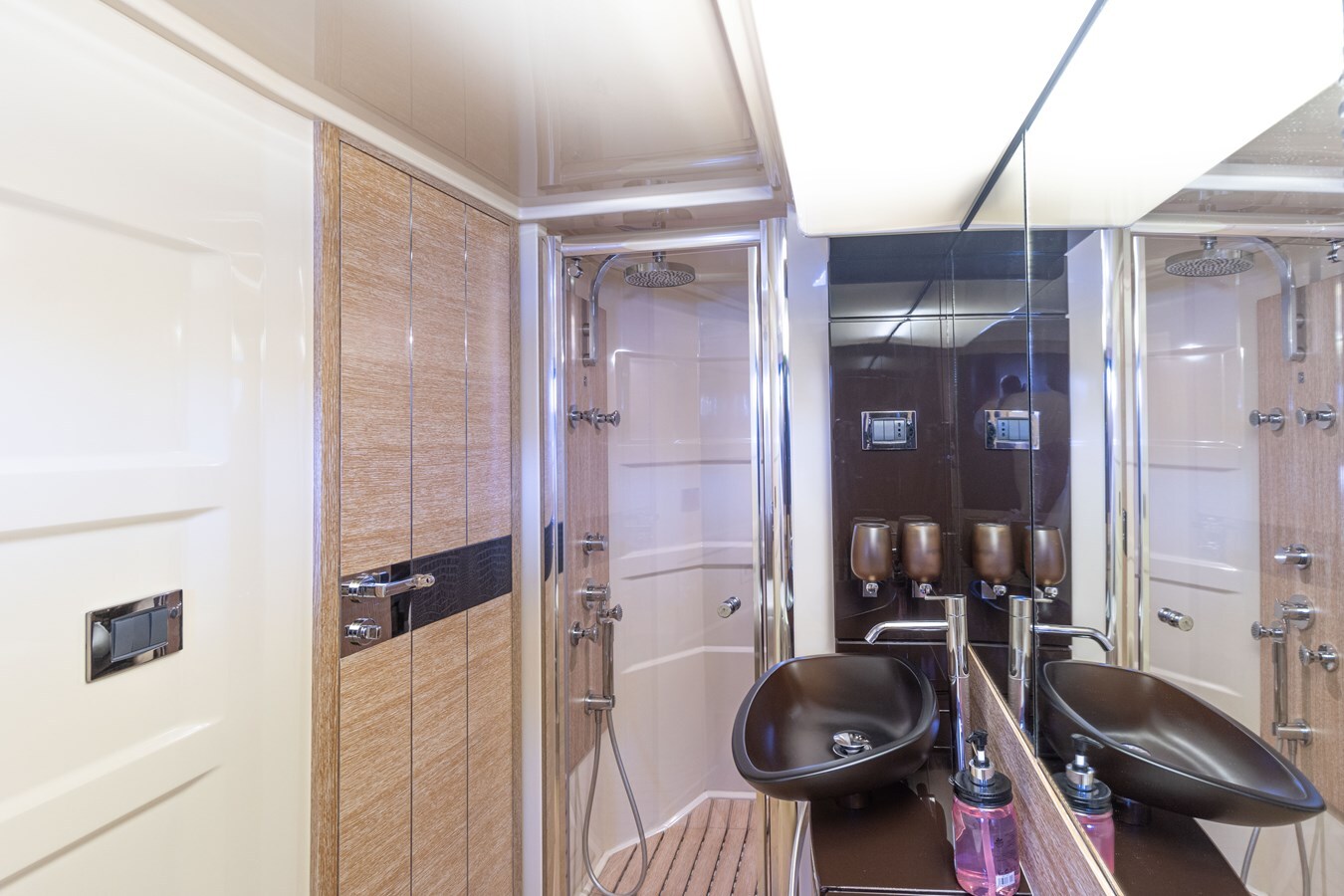 2013 AZIMUT YACHTS 66' 2