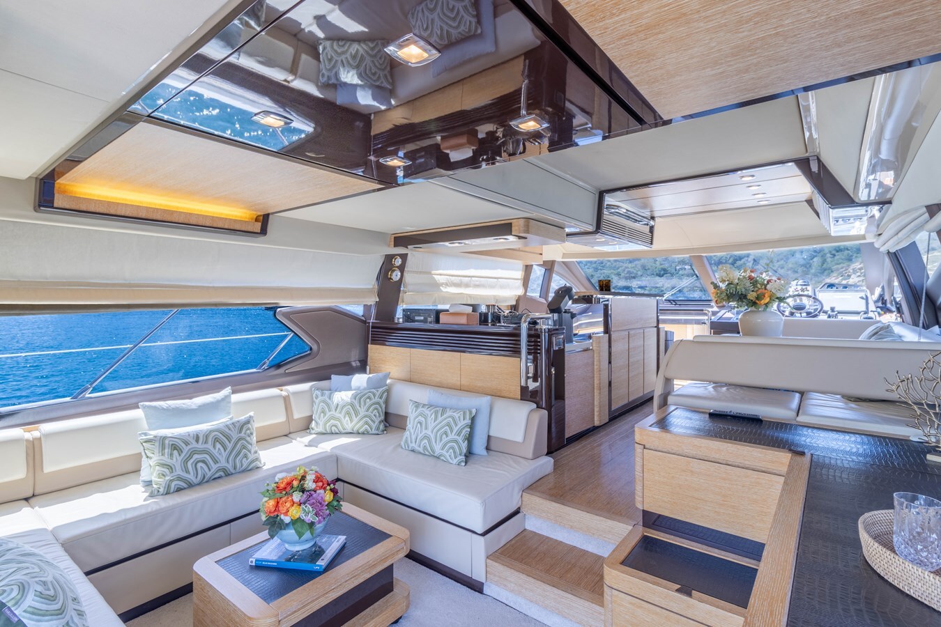 2013 AZIMUT YACHTS 66' 2