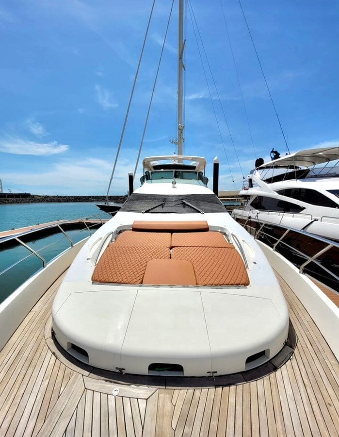 2013-azimut-yachts-78-9abd0e