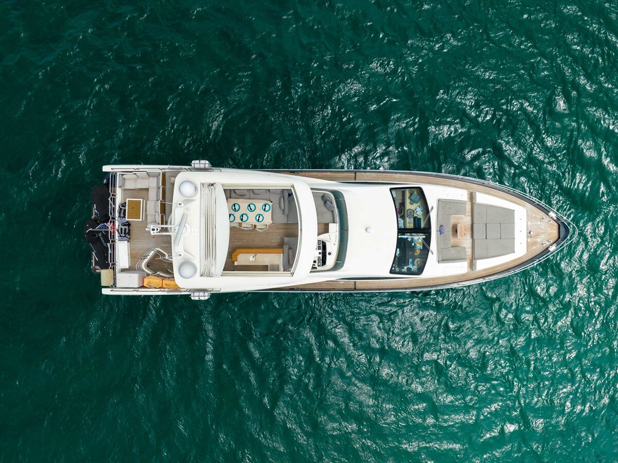 2013-azimut-yachts-84-647520