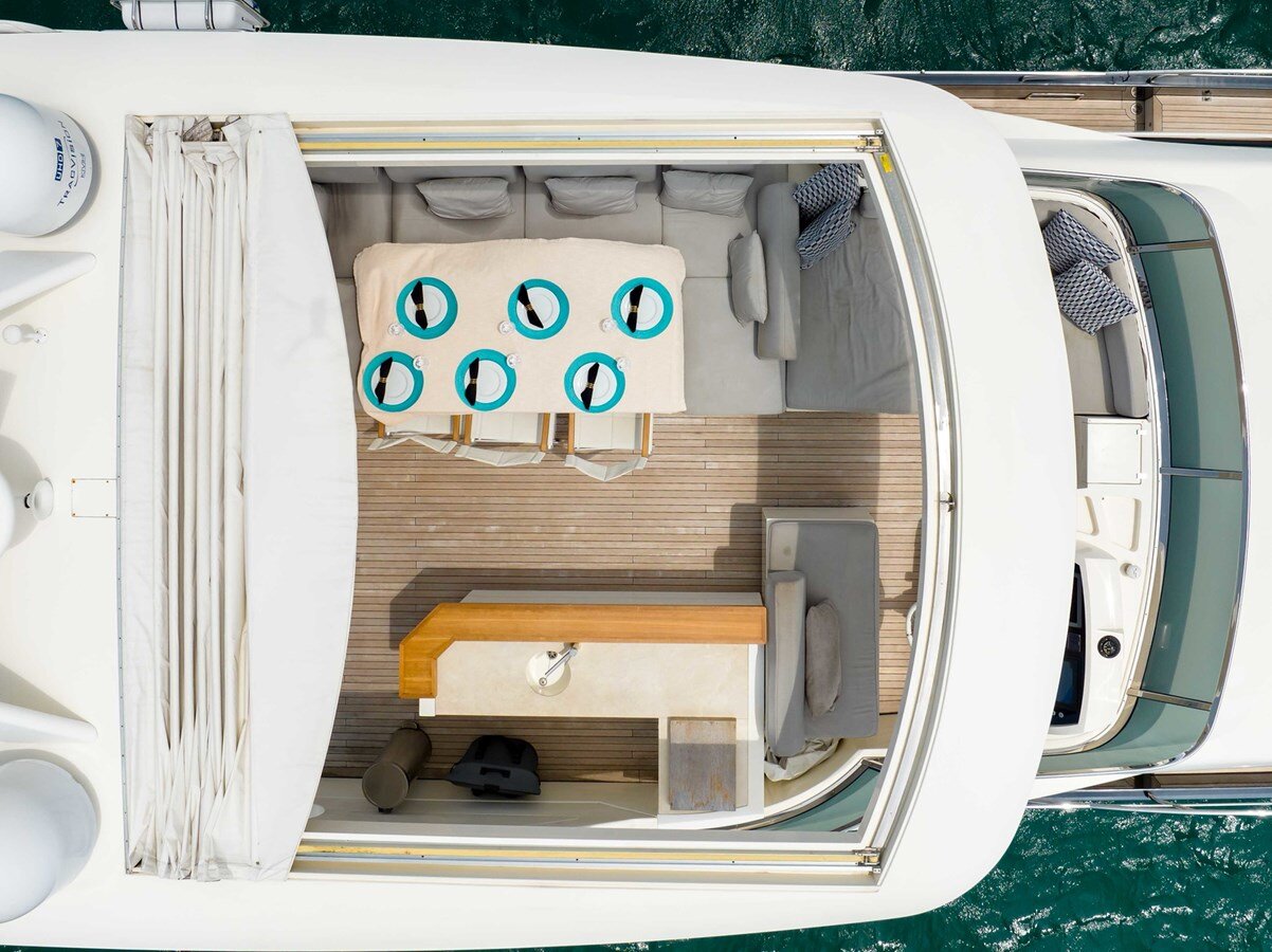 2013 AZIMUT YACHTS 84'