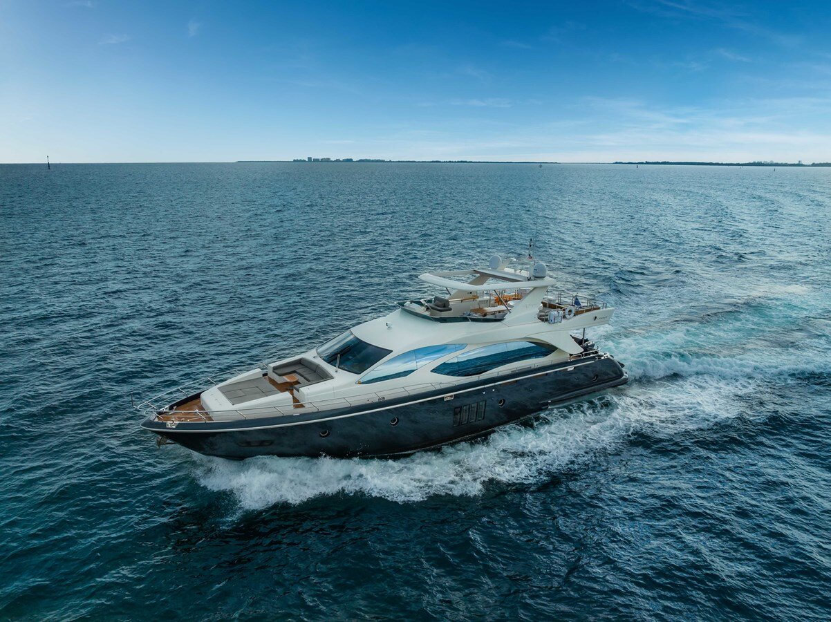 2013 AZIMUT YACHTS 84'