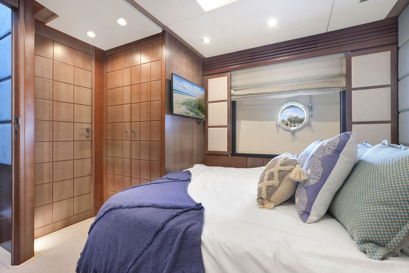 2013-azimut-yachts-95-9eeef7