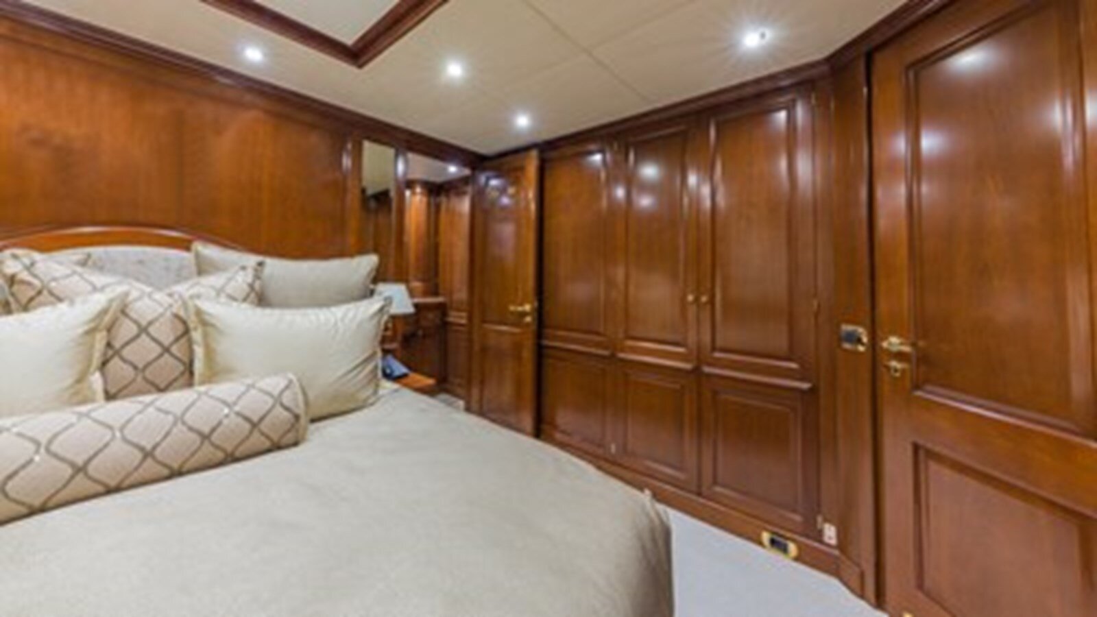 2013 BENETTI 121' 5