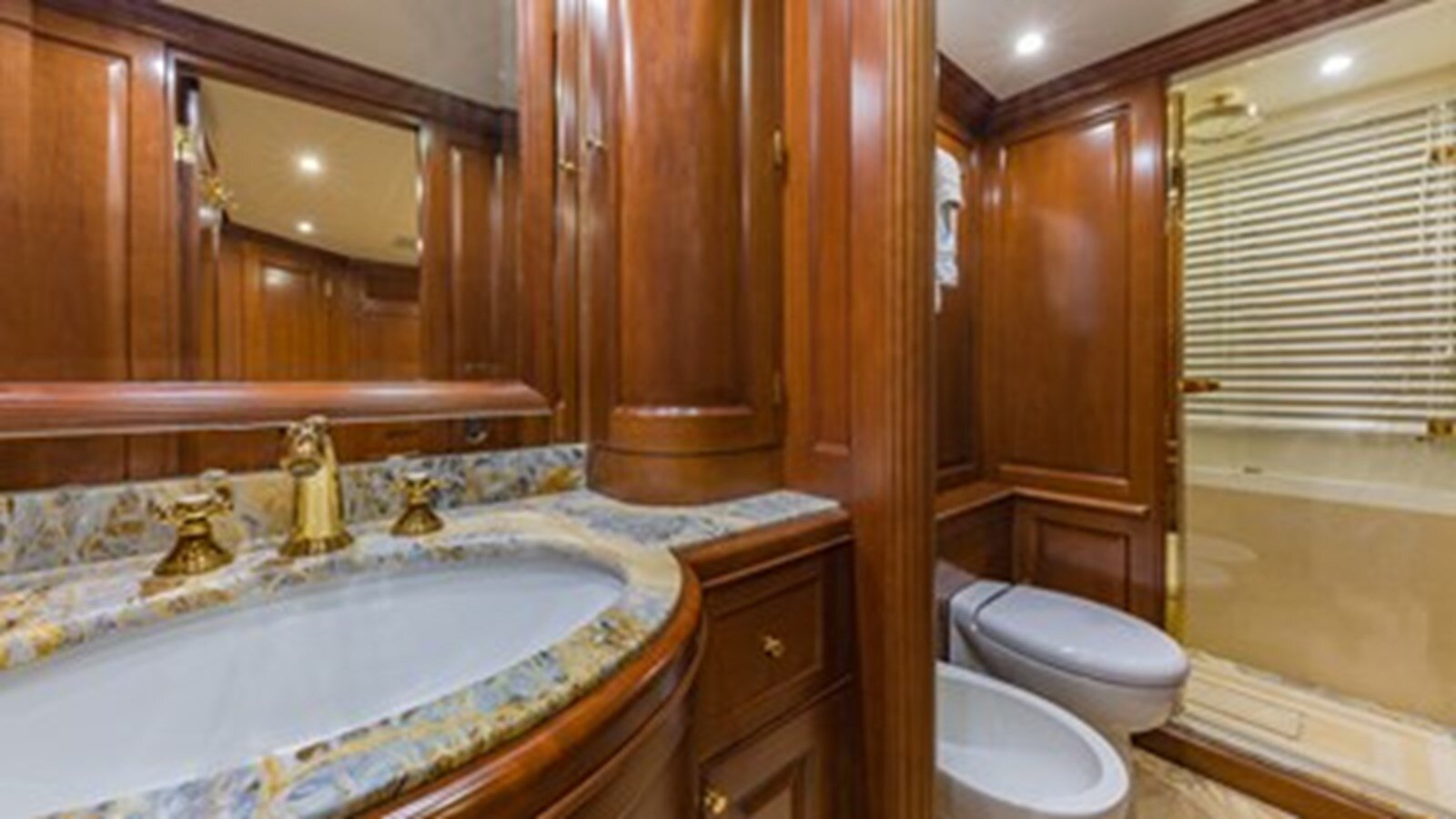 2013 BENETTI 121' 5