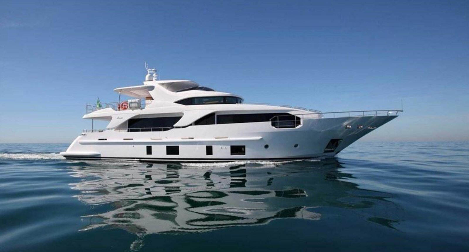 2013-benetti-93-89c3b6