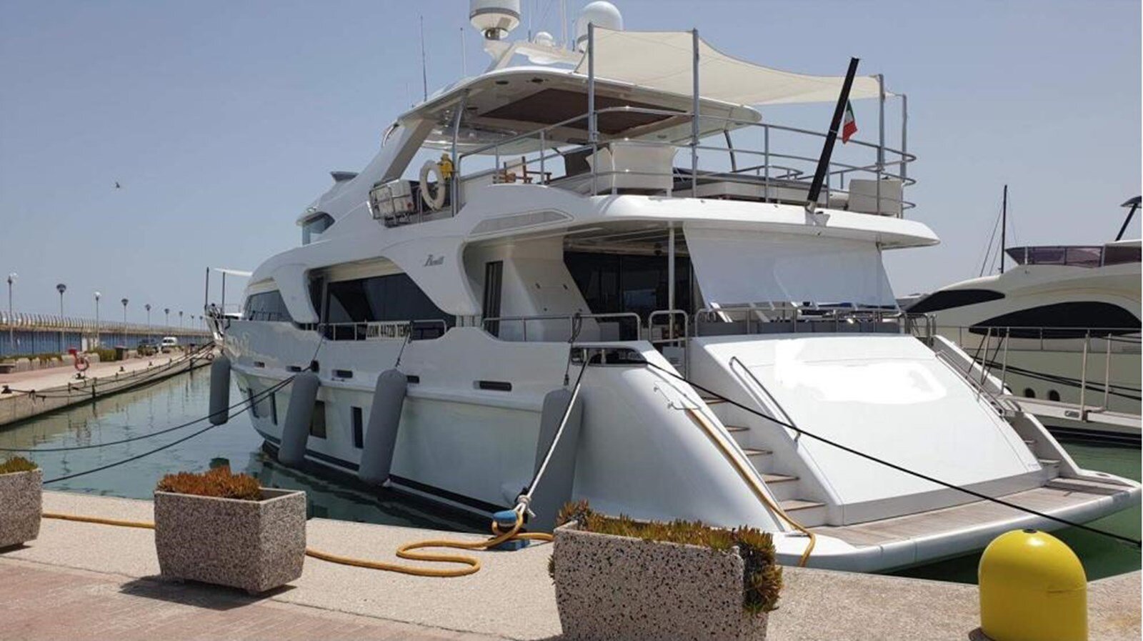 2013-benetti-93-89c3b6