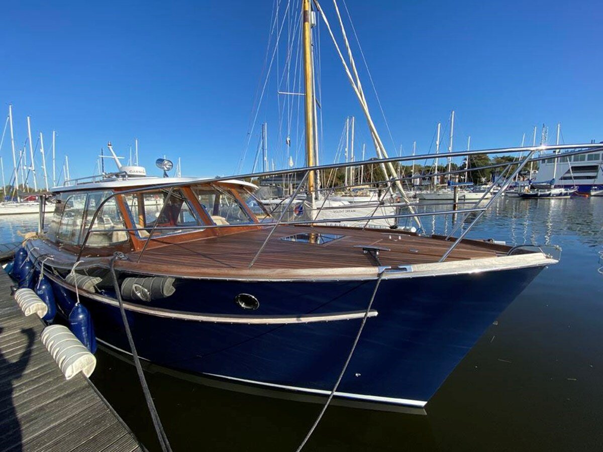 2013-cockwells-35-5-f686d1