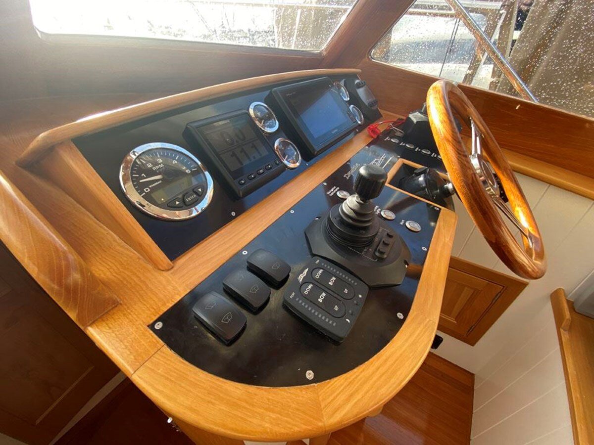 2013-cockwells-35-5-f686d1