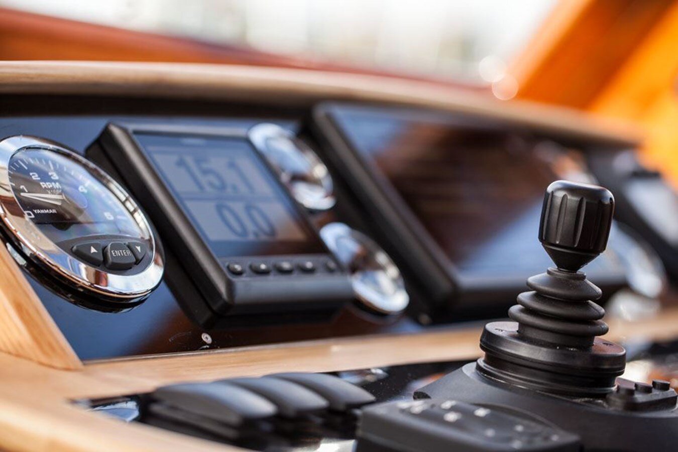 2013-cockwells-35-5-f686d1