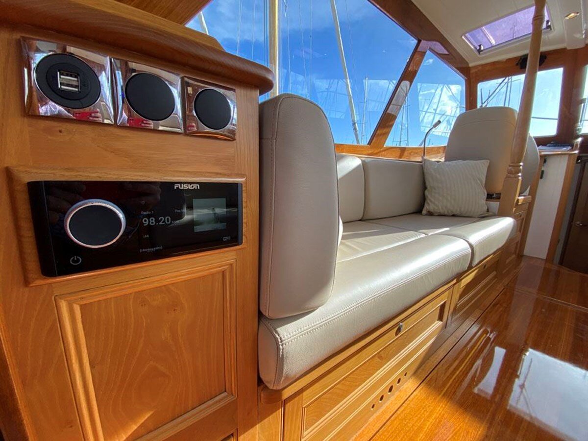 2013-cockwells-35-5-f686d1