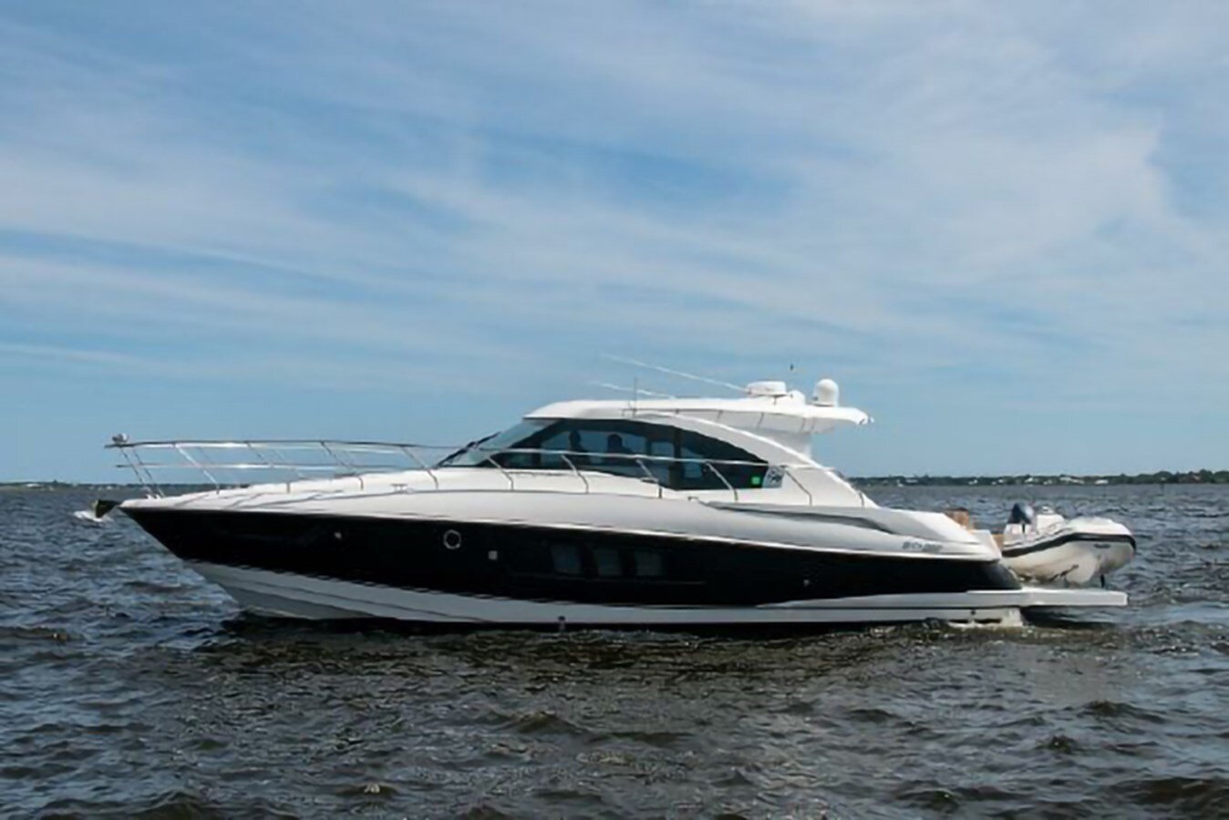 2013-cruisers-yachts-45-fa3ed2