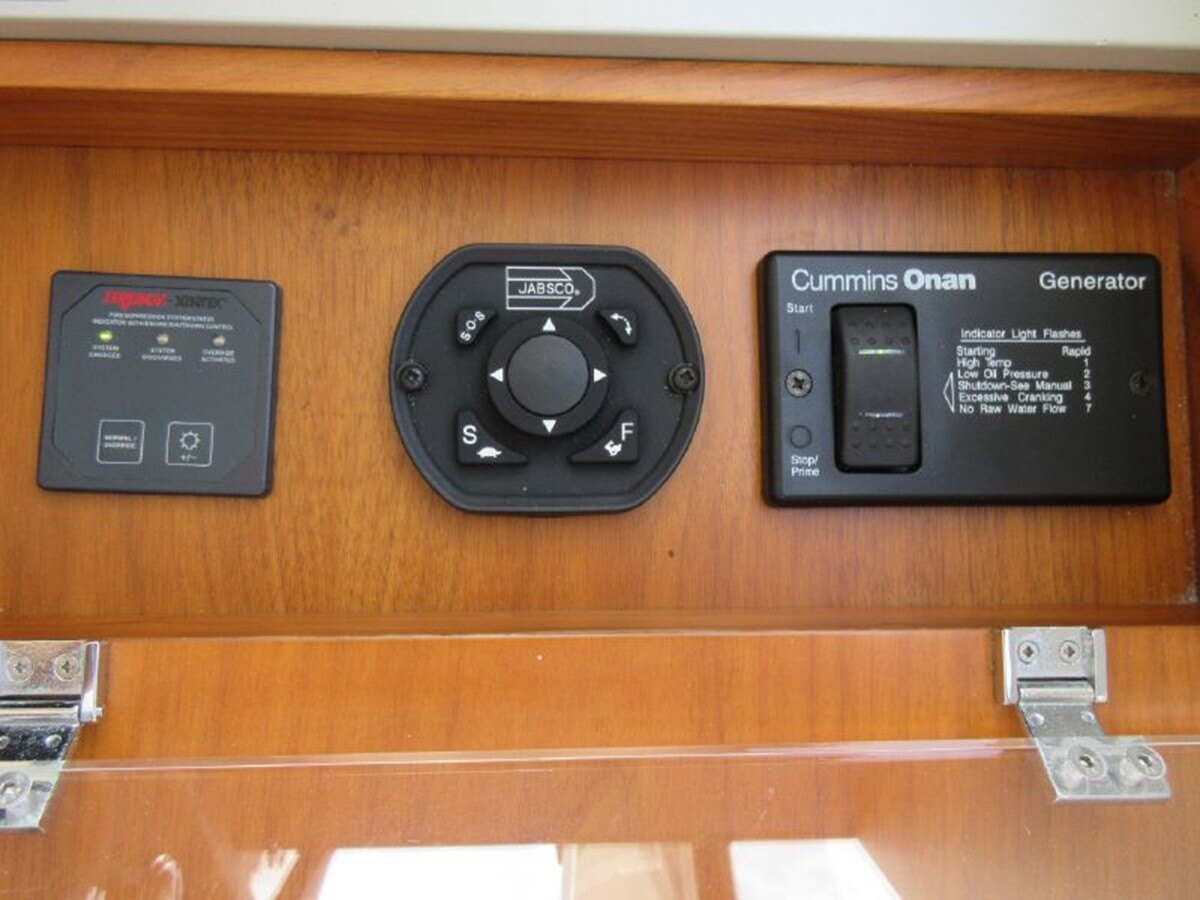 2013-fairline-50-8-e6fa87