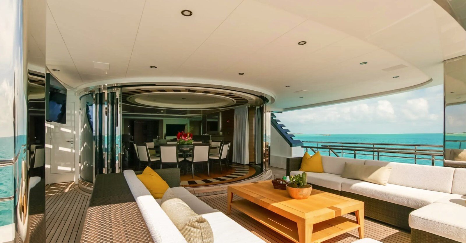 2013-feadship-189-c80221