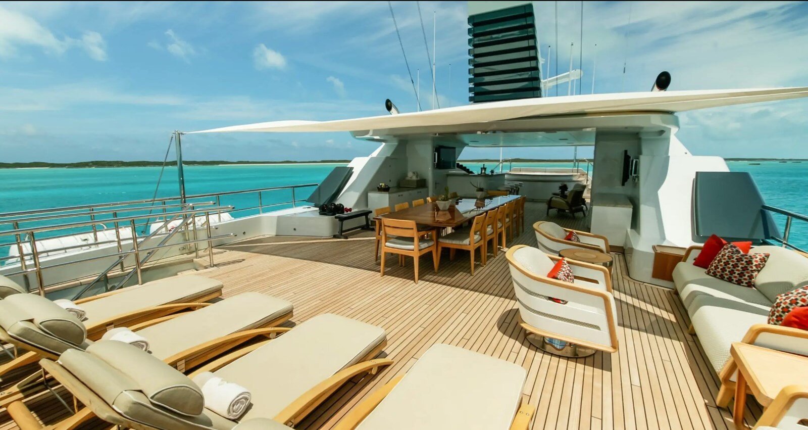 2013 FEADSHIP 189'