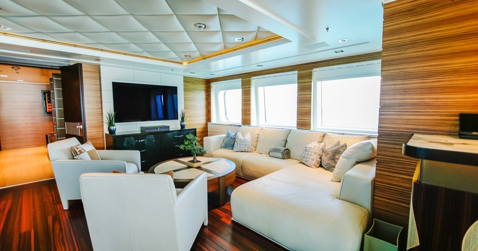 2013-feadship-189-c23ccf