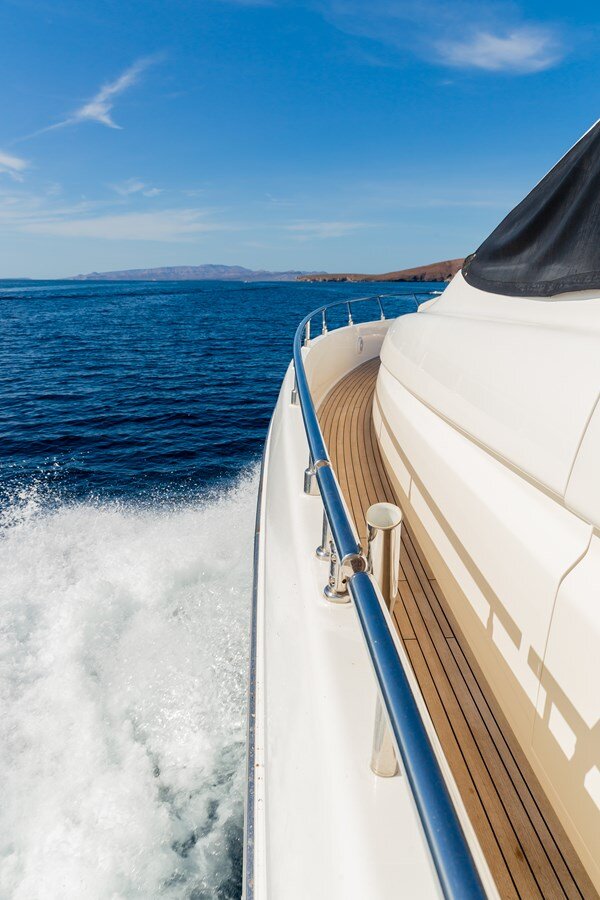 2013-ferretti-yachts-72-9a8766