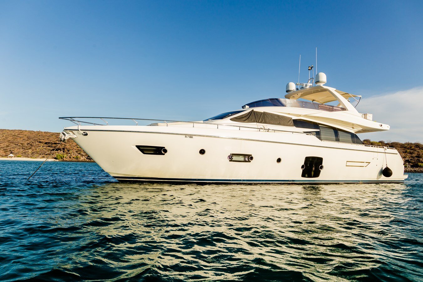 2013-ferretti-yachts-72-9a8766