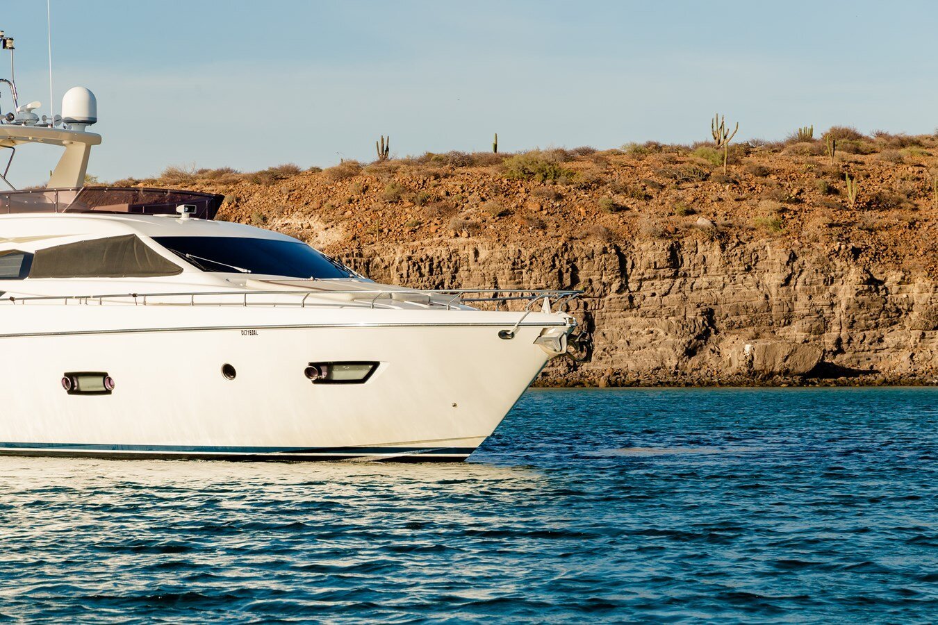 2013-ferretti-yachts-72-9a8766