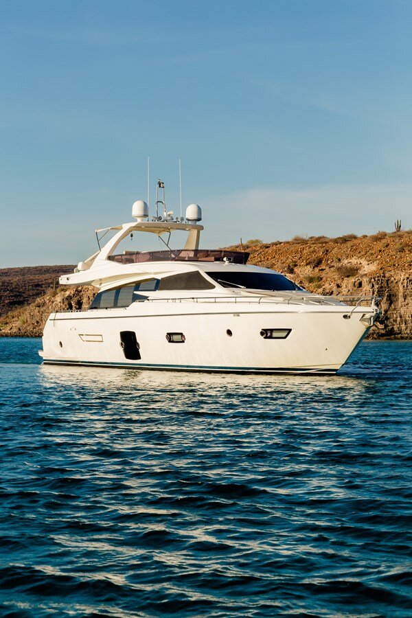 2013-ferretti-yachts-72-9a8766