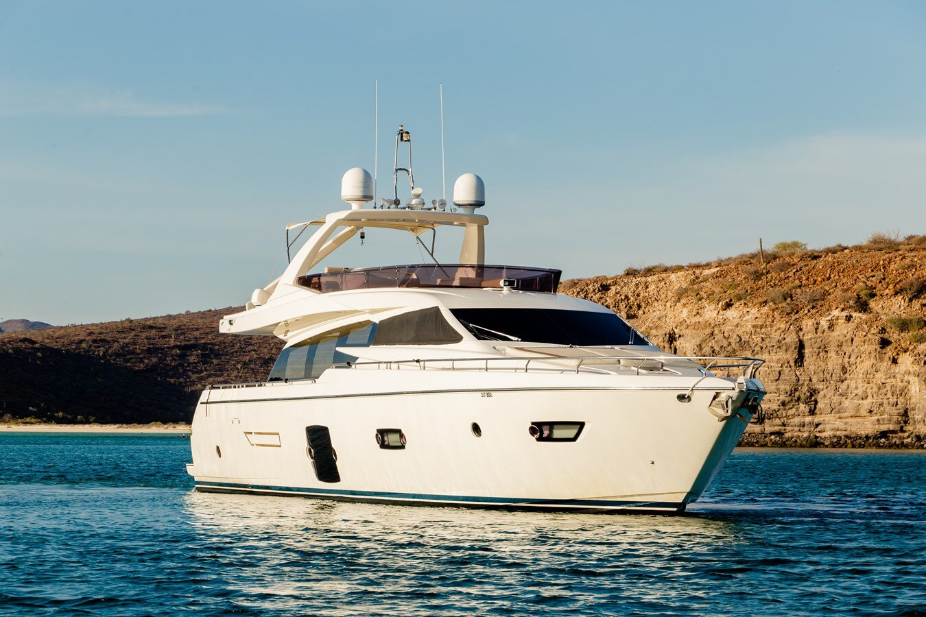 2013-ferretti-yachts-72-9a8766