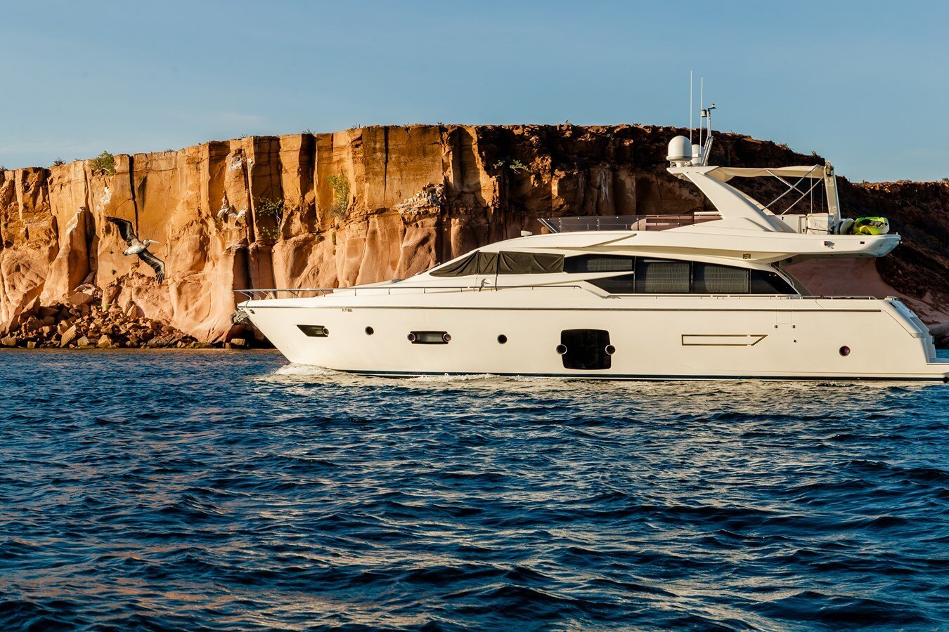 2013-ferretti-yachts-72-9a8766