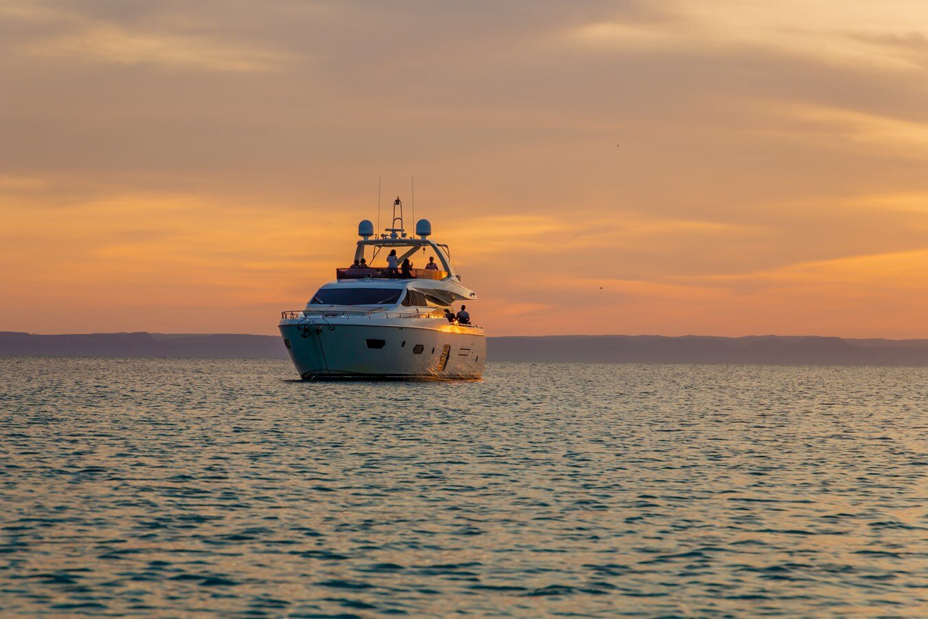 2013-ferretti-yachts-72-9a8766