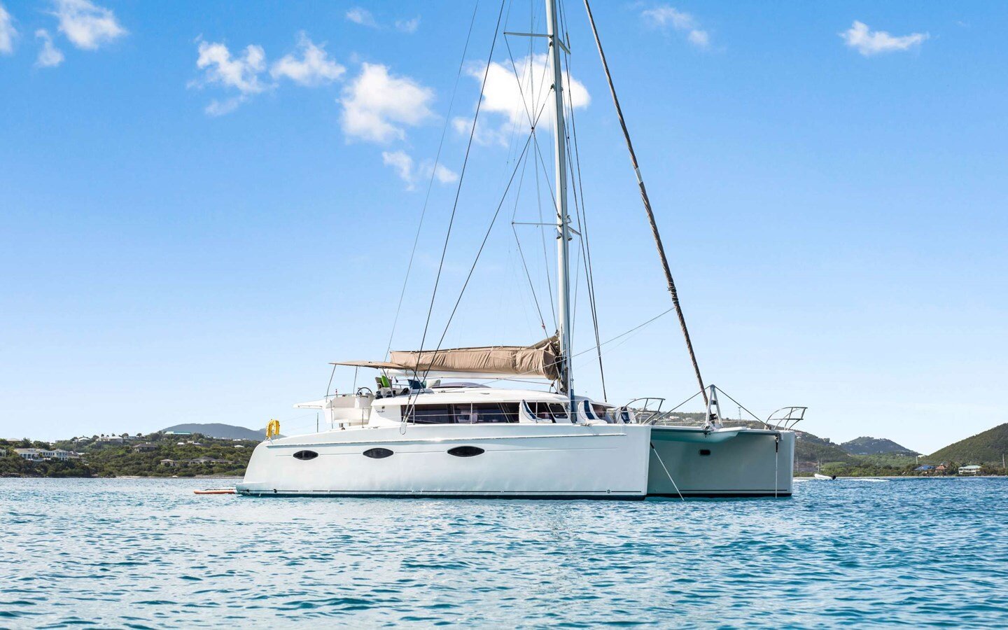 2013-fountaine-pajot-59-93aa8f