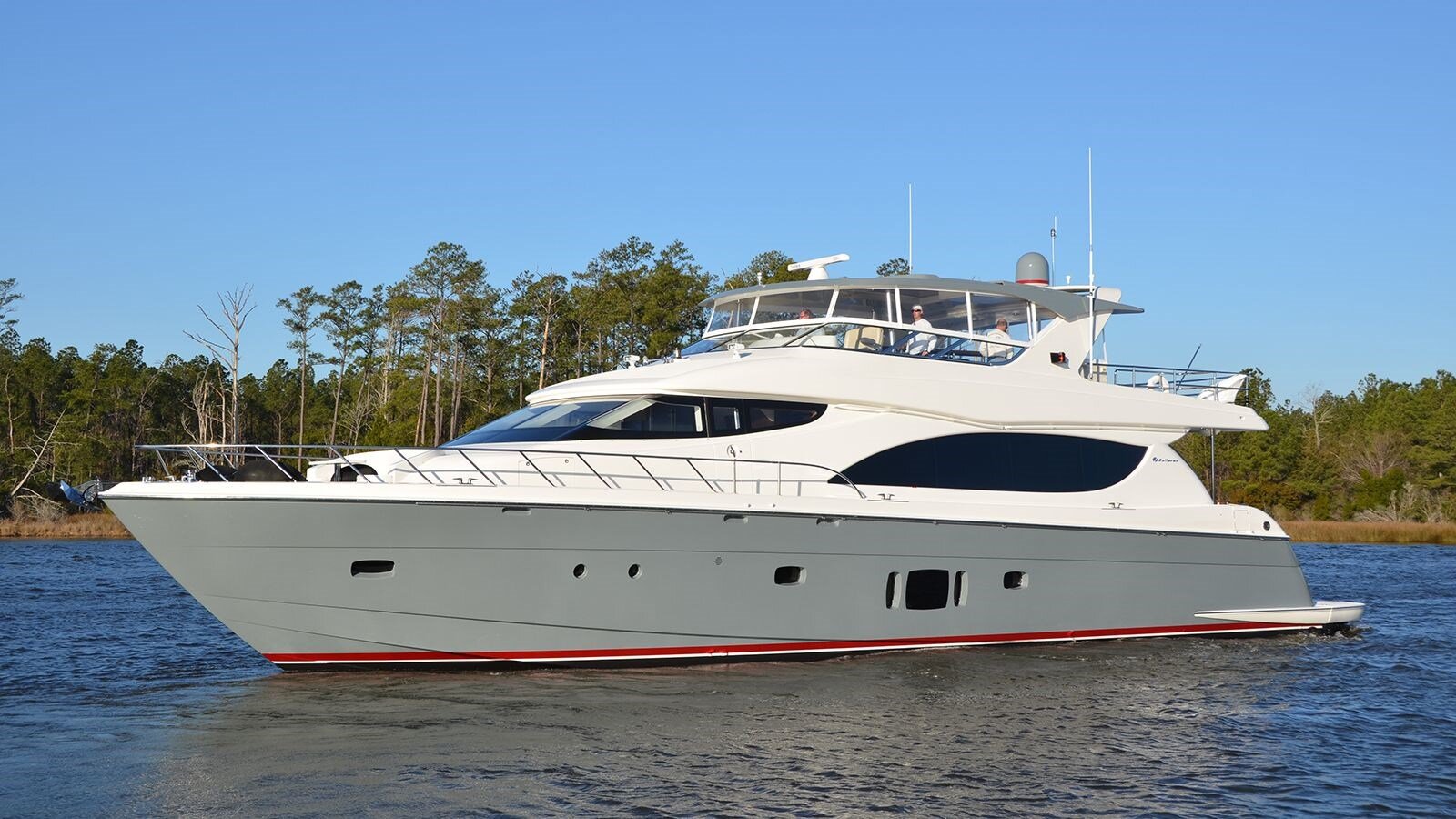 2013-hatteras-80-c31abf