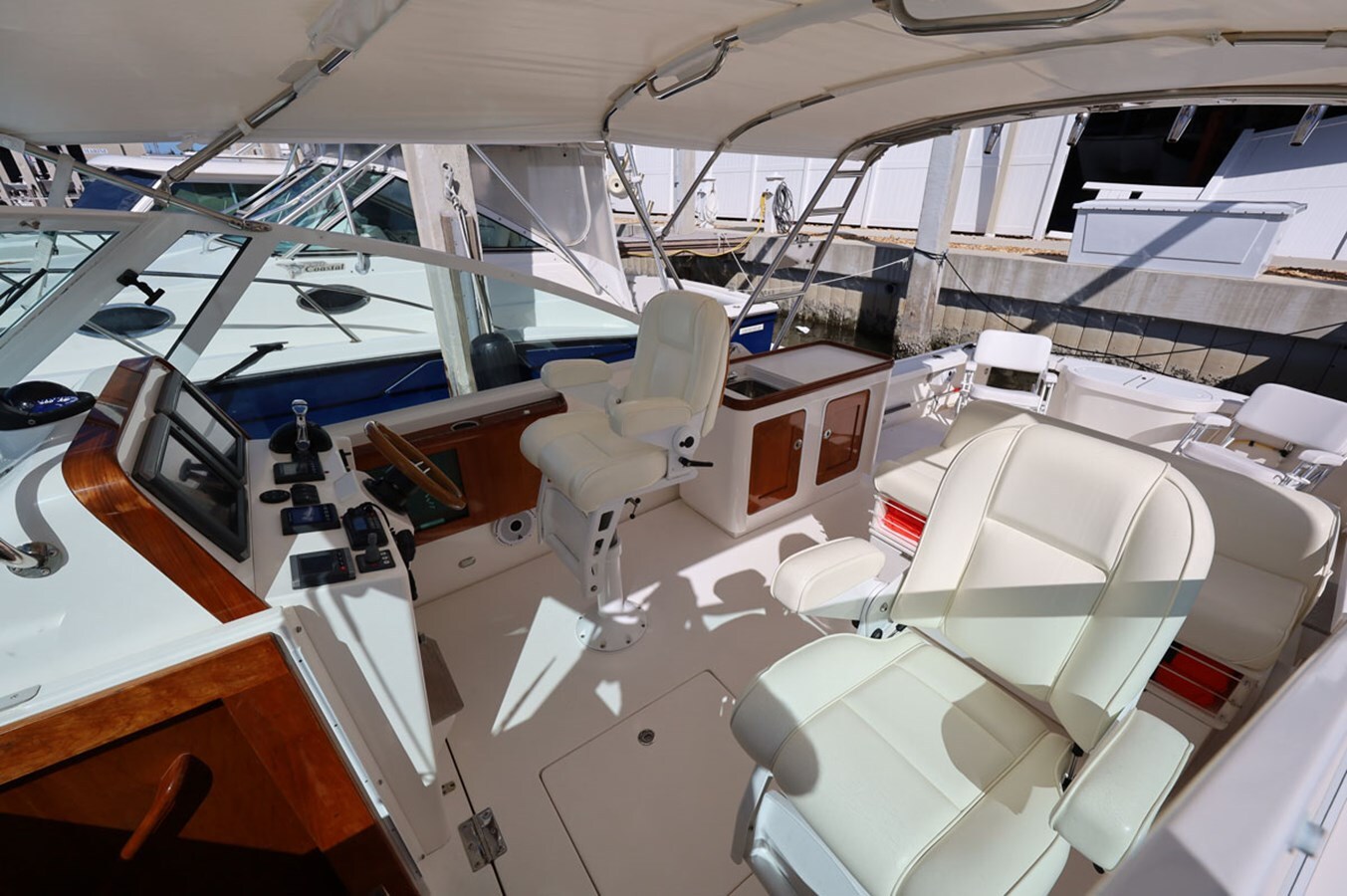 2013-hunt-yachts-36-6-4948f9