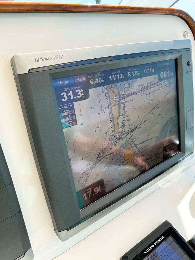 2013-hunt-yachts-36-6-4948f9