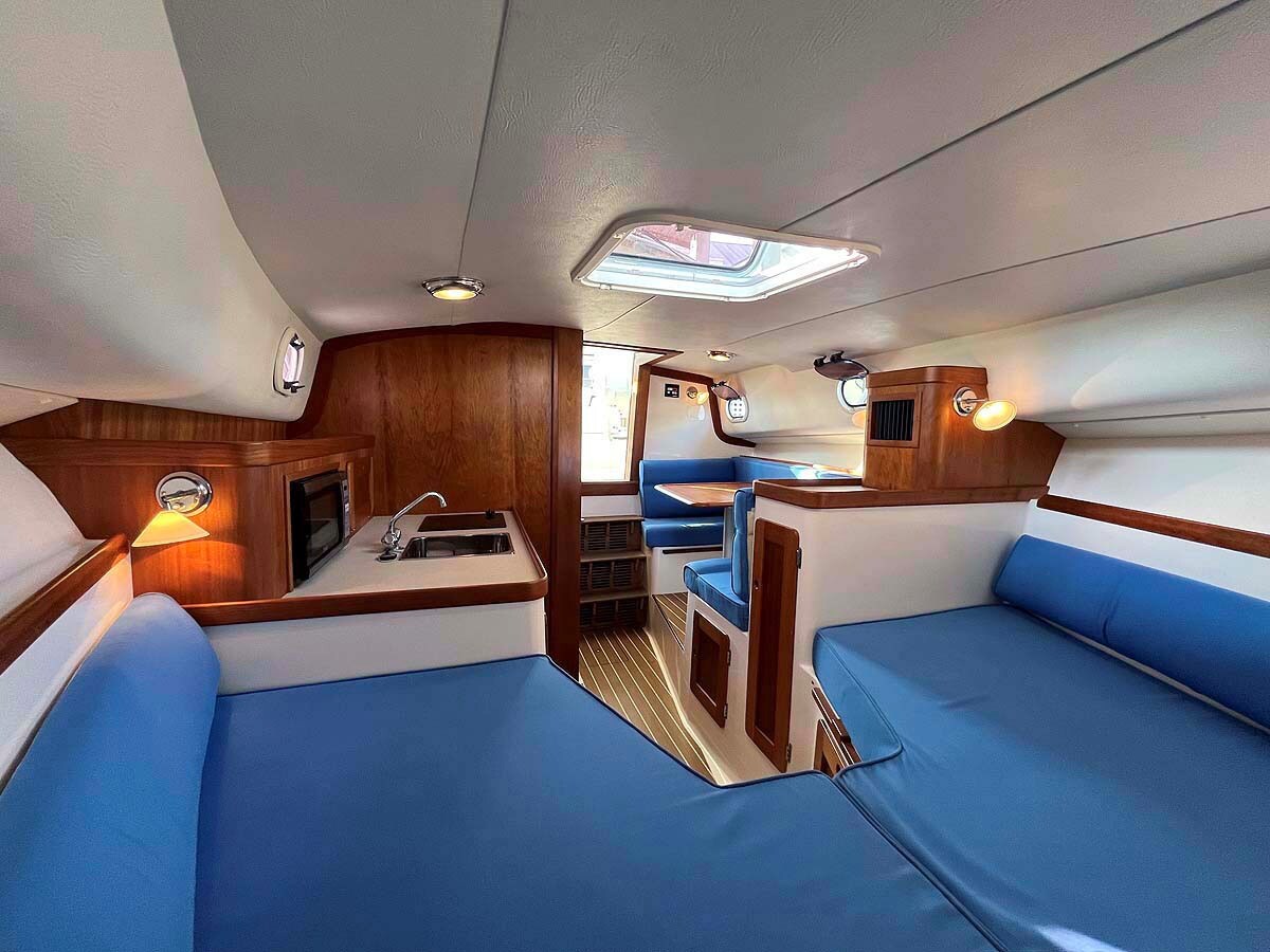 2013-hunt-yachts-36-6-4948f9